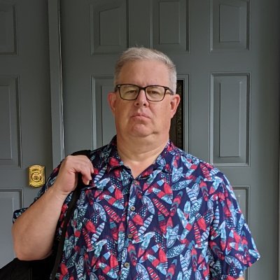 Then: Chicago radio DJ.
Now: assoc. director, @GVSchoolofCOM. Adviser, GVSU's @WLSXradio and @Whaleradio. @MSUJschool PhD. Radio/TV historian. On bsky more.