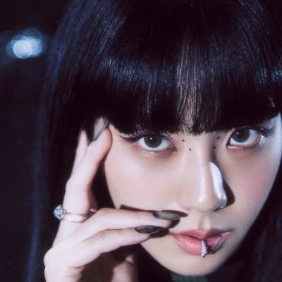 si lees esto jisoo mi mujer y hyunjin mi varón