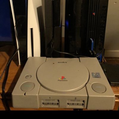 MarvinE51875727's profile picture. DBFZ player. Fighting game lover, Friend too all who want improve and learn.