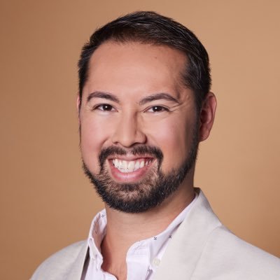 m&a/digital marketing | board member for @ssstageindy and @dancekal | personal feed that does not reflect my company's views | RT ≠ endorsement