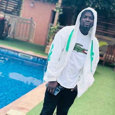 tee_basz's profile picture. Bassplayer