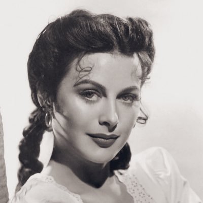 fidesetspes's profile picture. 