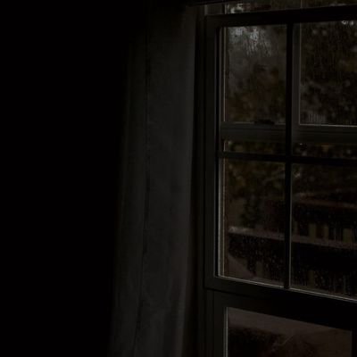 AlhosinHouda's profile picture. ~ربَّما ما زلتُ حيًّا في مكانٍ ما~😴🖇️