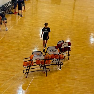 God 1st | IHS | C/O 2025 | GPA 4.2 | Basketball | T&F(800m-2:05/1600m-4:40) | XC brycemarkins@gmail.com