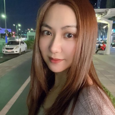 Emma19760567's profile picture. 