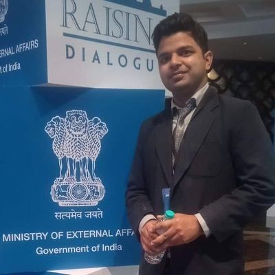 Research Analyst @TheKootneeti • Columnist • Contributing @WSJ • Foreign Policy • Peace & Conflict • #CHN #IND #USA • #UPSC • #MentalHealth •Views Personal