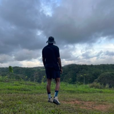 26 años•Puerto Rico•UPRRP•Juncos, P.R.•IG: jf.aponte