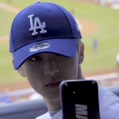 🐯🐹🐻🐶
엔시티 다 좋아하지만
마크 지성이를 사랑하고 해찬 제노를 아끼는 사람.. /성인 / 가끔 낙서