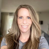 Jen Lee (@jenleecbc) Twitter profile photo