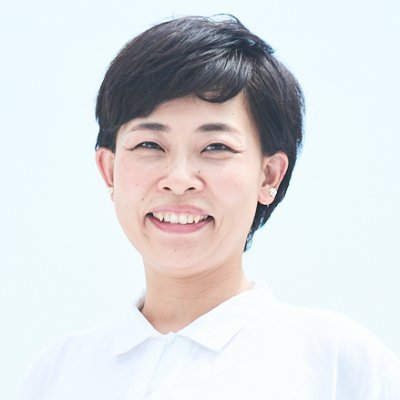 株式会社ネビュラエンタープライズ（旧Next)専務取締役。姉妹の母。俳優の妻。チラシ宅配サービス「おちらしさん」を運営。