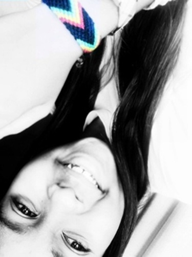 ㅤ,! sabe aquele seu recalque junto com á iiiiinvejÀ ? então junta elas tudo &&* soca no cú (y*ㅤ,tumblr segue ? http://t.co/v9uQ46GOYs , nhaac *-*