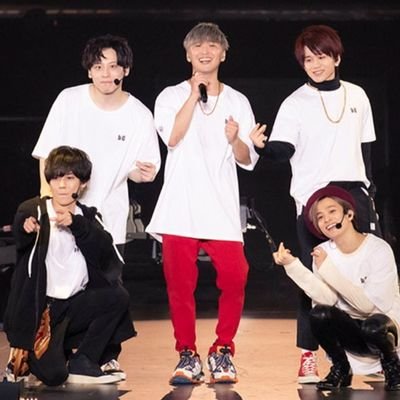 03関東圏
皆様ご無沙汰してます。就活で低浮上なんです…🙇😭
でもライブは参戦するっ！！
