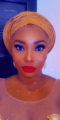 LadyOfHoneur's profile picture. If you follow me, all of your dreams will come through. Si vous me suivez, tous vos rêves seront les réalités.