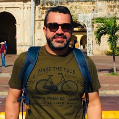 Músico/ Pedagogo/ Mestre em Filosofia (PUC-SP) „ohne Musik wäre das Leben ein Irrtum“. Nietzsche