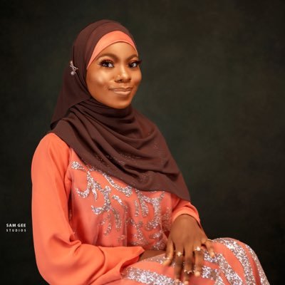 olatunjizeezah's profile picture. entrepreneur☺ iMake Bags♡🤩 muslimah💜
