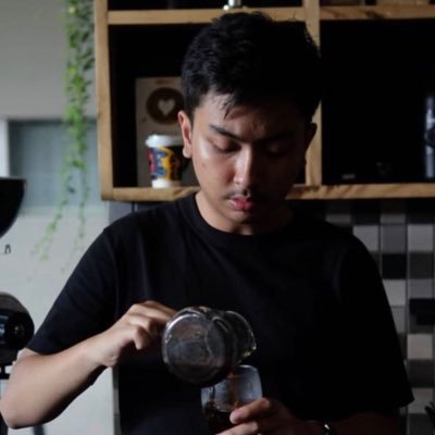 fiyodrmwn's profile picture. back again, old account got restricted