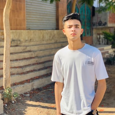 لقد شاع الموت بين الشباب فإن كنت أنا القادم فإحسن خاتمتي يا الله🖤