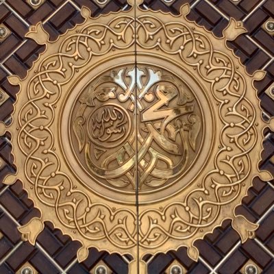 شيء عميق لا تَسعهُ الكلمات