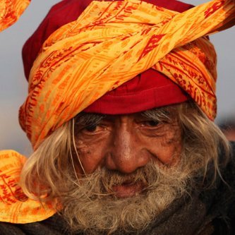 पोथी पढ़ि पढ़ि जग मुआ, पंडित भया न कोय 
ढाई आखर प्रेम का, पढ़े सो पंडित होय 
Confession of ignorance is also knowledge.