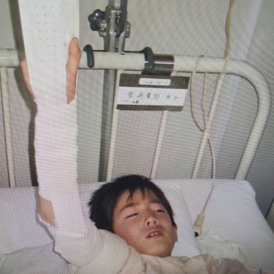 VMSHIBA's profile picture. こんにちは！ 「異端のリターン」というコンビでお笑い芸人をやっています。 タイタンの学校8期生です。