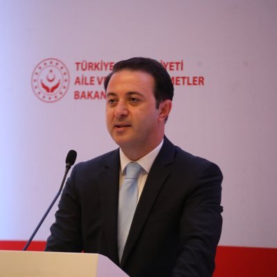 🇹🇷 Bir doğrunun imanı bin eğriyi düzeltir. / Zulüm Azrail olsa hep Hakkı tutacağım. / Mukaddes davalarda ölüm bile güzeldir.🇹🇷