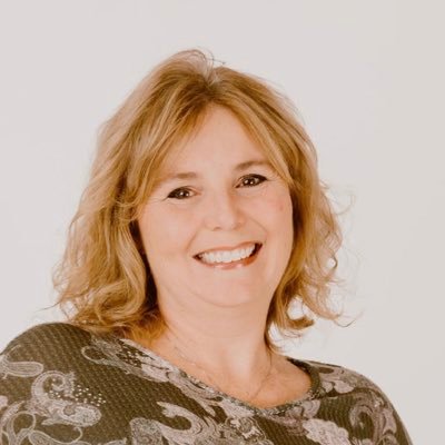 HollyTiffin1's profile picture. 