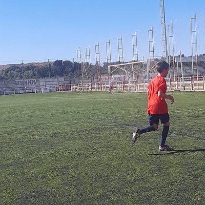 RubioLafuent's profile picture. Ahora entre otras cosas padre,que no es poco, riojano y español hasta la medula.G.S.Tecnico deportivo futbol Nivel 3.Entrenador CF Yague 2Juvenil