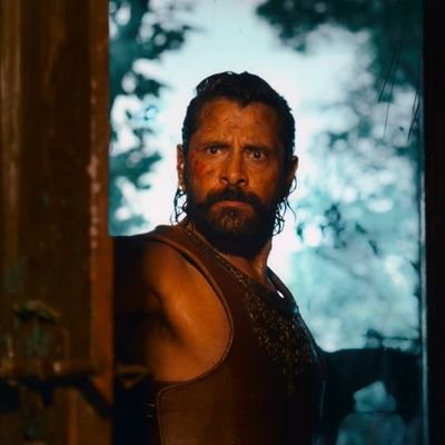 Shanth_PV's profile picture. சீயான் விக்ரம் @Chiyaan 🎭 | தோனி @msdhoni 🏏