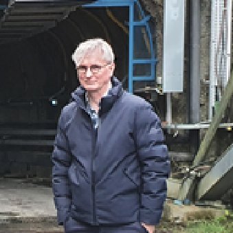 3errie's profile picture. deputy director 
@in2p3_cnrs