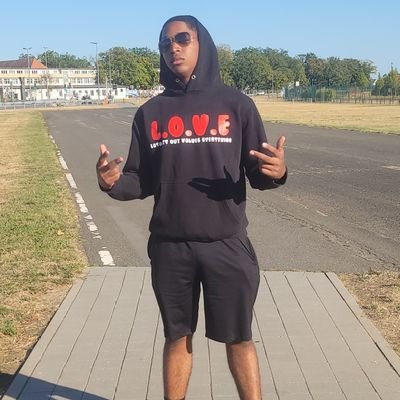 BushyBoy223_yt's profile picture. A growing youtuber looking to get bigger