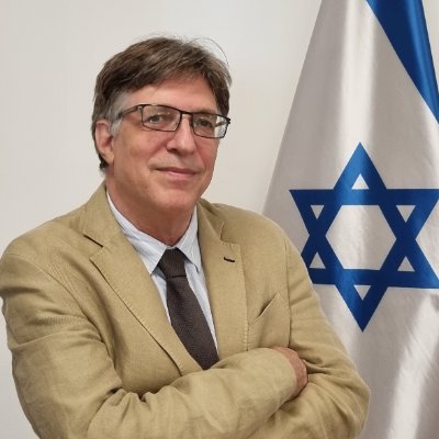 Benvenuti sul profilo ufficiale di S.E. Alon Bar, Ambasciatore d'Israele in Italia e San Marino.