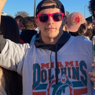 Jared Vandermyde 🐬🐘 @AlabamaFTBL and lifelong @MiamiDolphins fan. #FinsUp #MiamiDolphins #RollTide #Football