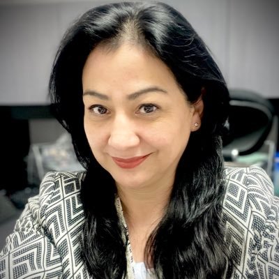 Lic Enf, especialista con Maestría. Apasionada de la educación. Madre revolucionaria.