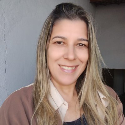 Eliane_Lopes's profile picture. Sou muito simples, não me apego a nada ,se pudesse dividir algo seria a fé em Deus,pois com ela tudo se realiza...