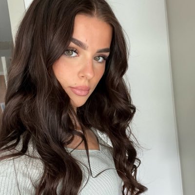 JuliaLenx's profile picture. Facts don’t care about your feelings