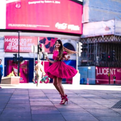 Playwright, Director & Actor 🎭... A Travel & Fashion enthusiast 📍UK, Presently work at @astonuniversity Winner She Inspires Award 2019 & She Awards UK 2020