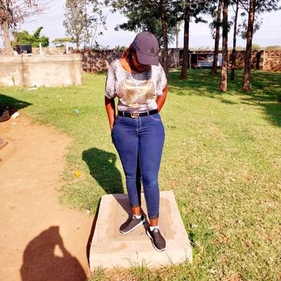 kontire_mariana's profile picture. It's NEVER too late to have a dream....actualize it....live it ....and believe it 

Manchester united fan.
IFB