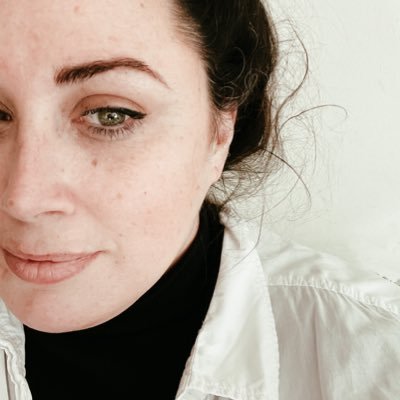 allie_g_everett's profile picture. Stylist, and Contemporary Culture Writer I run Fruitmarket Bookshop  @fruitmarketgallery