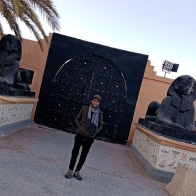 إن عزة النفس تضاهي جاه الملوك