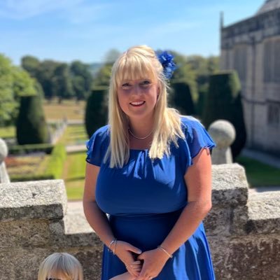 TheEOLCnurse's profile picture. End of Life Care Lead. Keen Educator. Queens Nurse. Love a project. Cornish life. All views are my own!