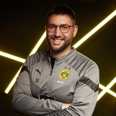 🎮⚽️ eFootball Coach @BVB | managed by @eSports_Rep | https://t.co/lte0swEjy0 | https://t.co/P8J77JH6ur