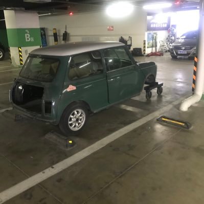 Jeremyzhang04's profile picture. Hello！