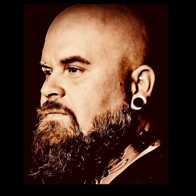 Corey Layne is an East Tennessee born, grass roots, soulful country singer/songwriter. His music is heartfelt and written from a place of personal experience.