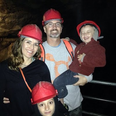 newcomb_nina's profile picture. 