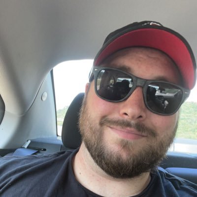 3PG Founder, Come join the Community! @3PGTHETEAM Join the discord: https://t.co/x0K8TwYoDR don’t tail my sports bets😂😂