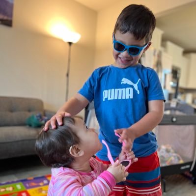 Venezolana, orgullosa mamá de un principe y una princesa.