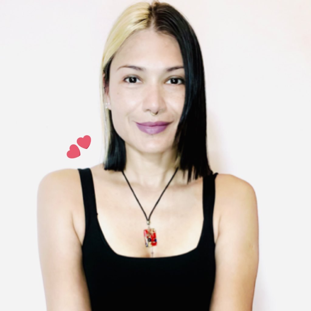 paoarias's profile picture. 