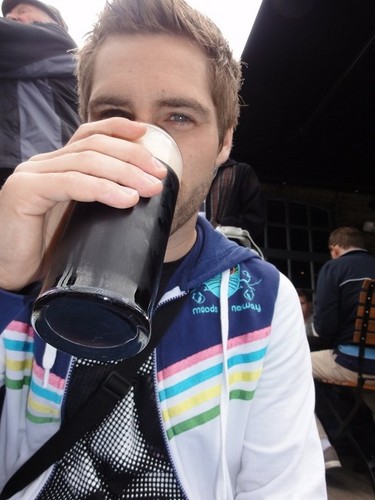 mollegar's profile picture. Lite annet enn MUFC og øl.