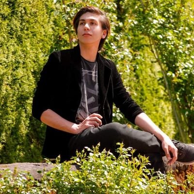 Noobsifer's profile picture. 