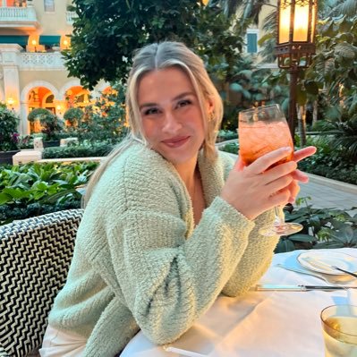 abbeyxmontalvo's profile picture. 